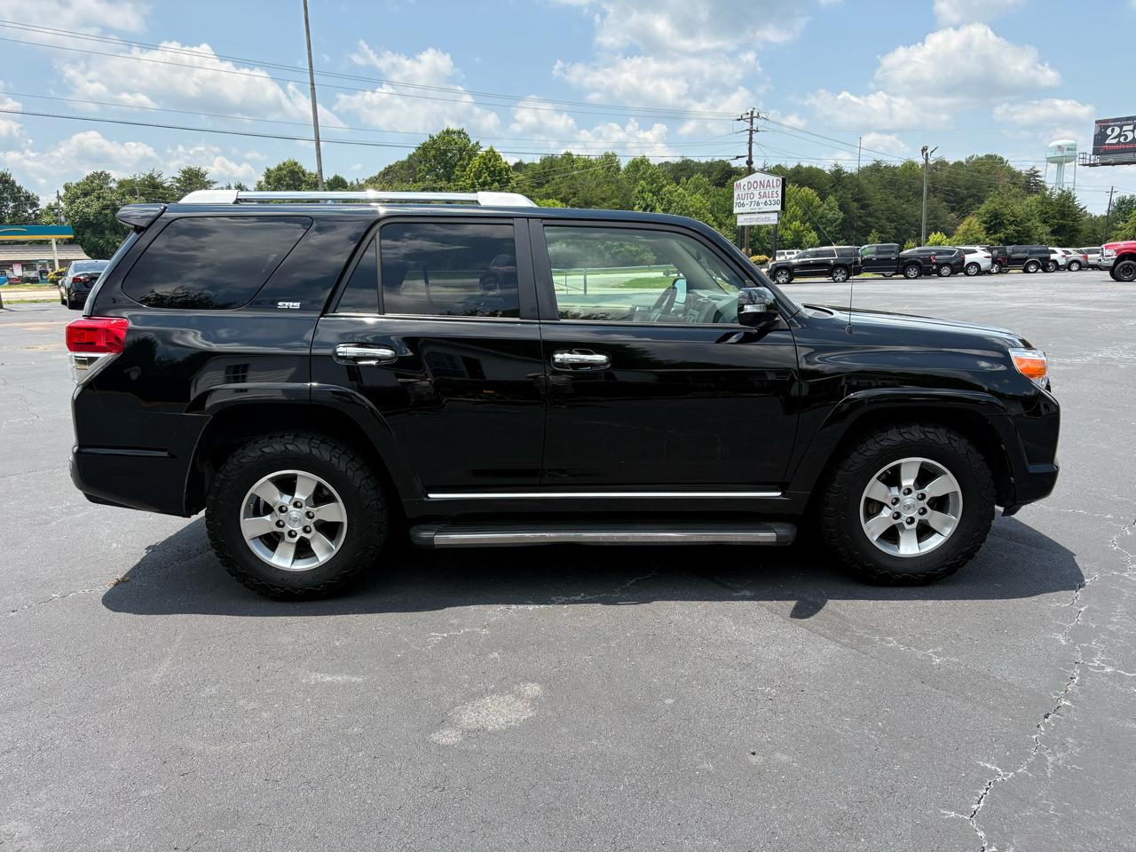Toyota 4Runner SR5 2WD 2011