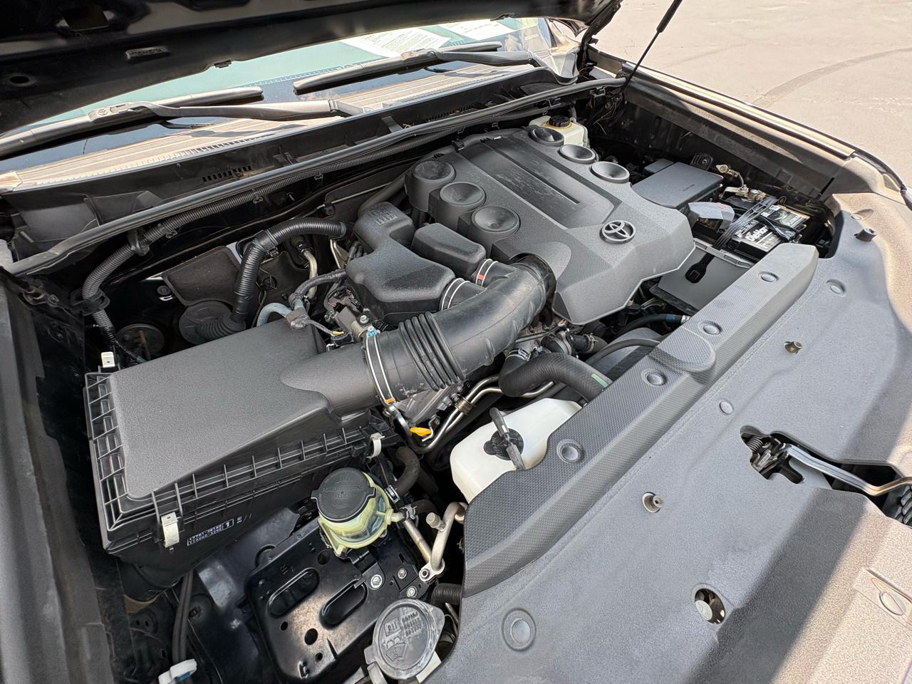Toyota 4Runner SR5 2WD 2011