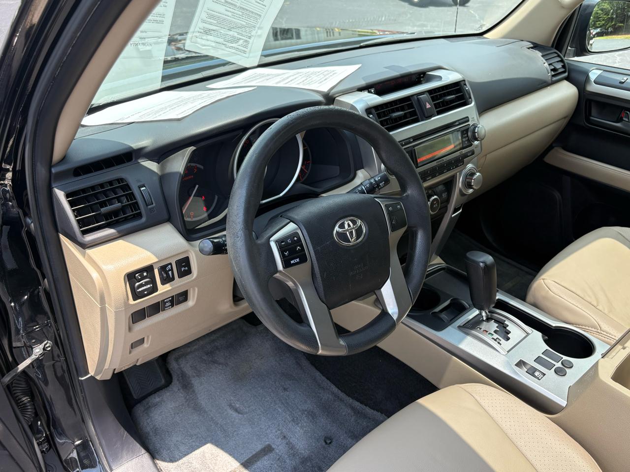 Toyota 4Runner SR5 2WD 2011