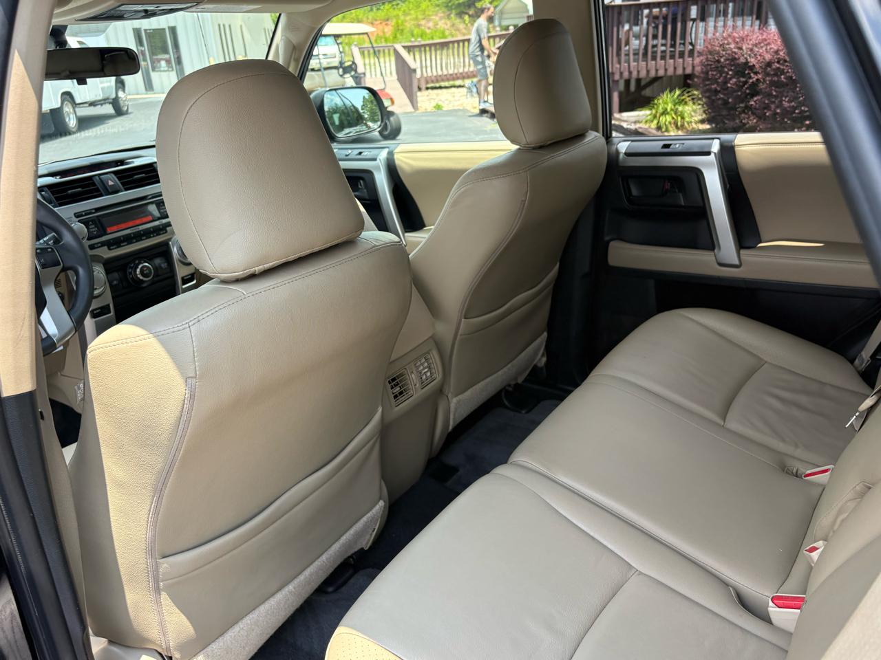 Toyota 4Runner SR5 2WD 2011