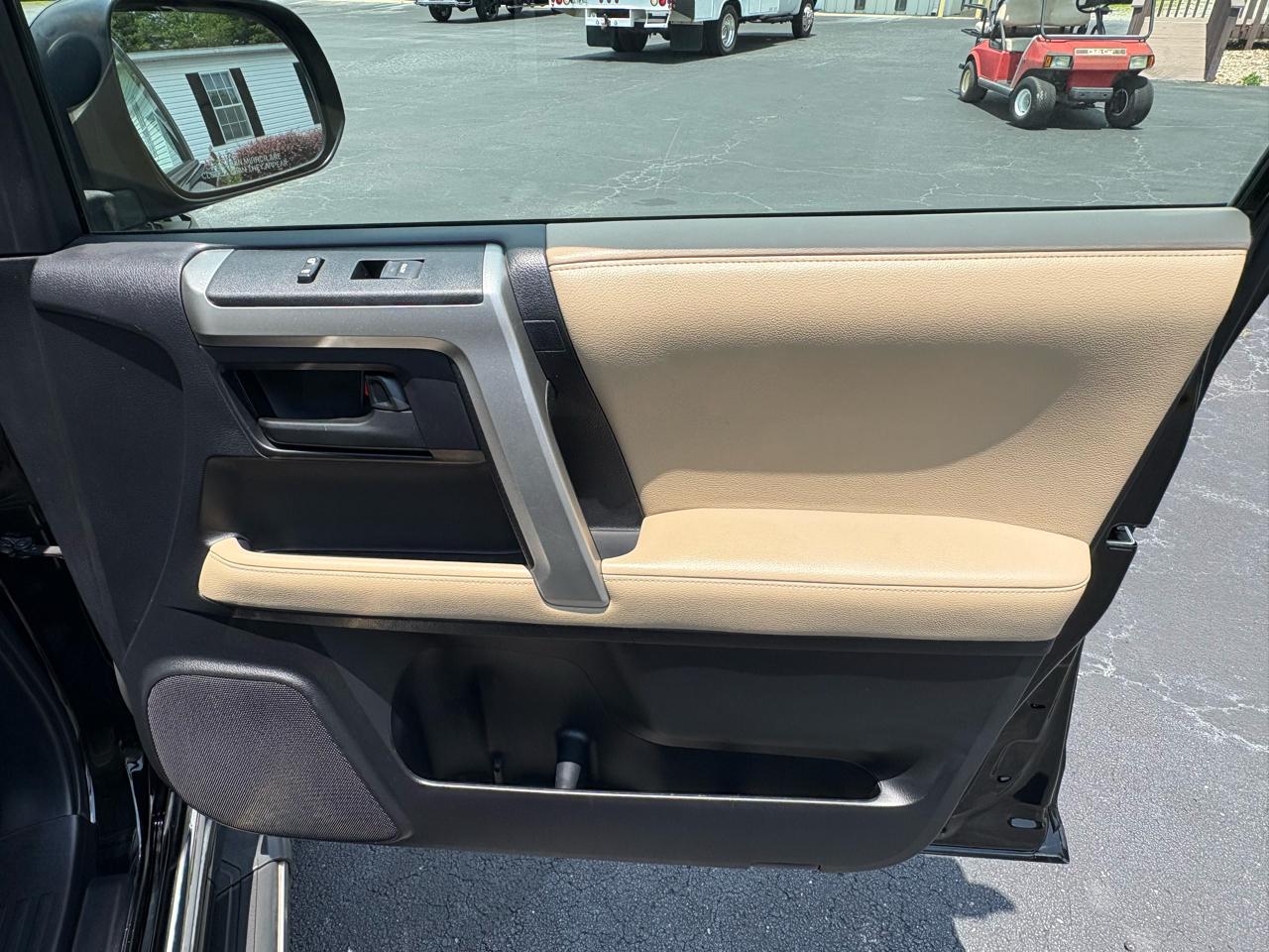 Toyota 4Runner SR5 2WD 2011