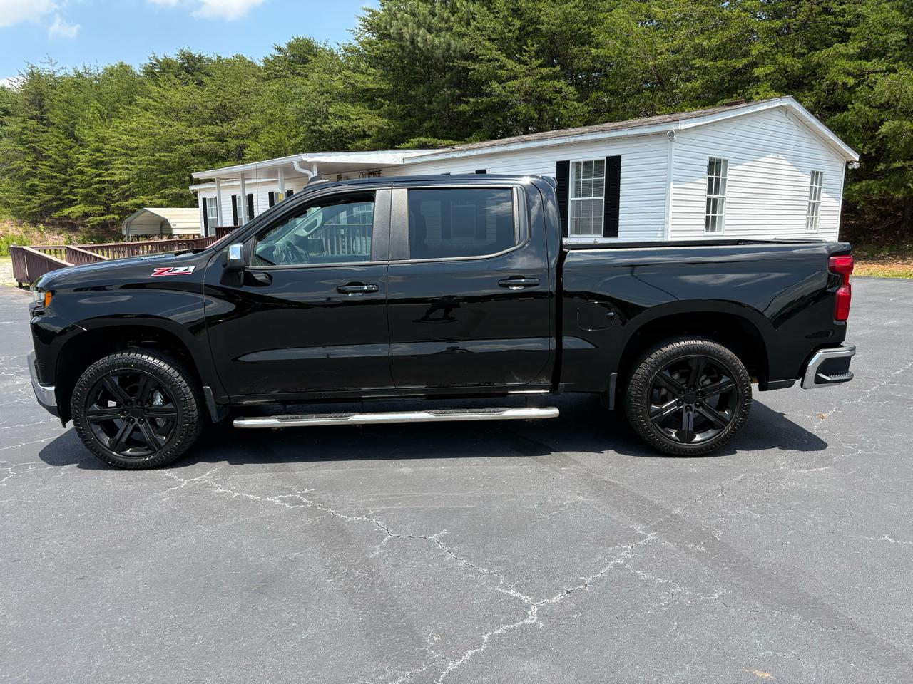 Chevrolet Silverado 1500 LT Crew Cab 4WD 2020