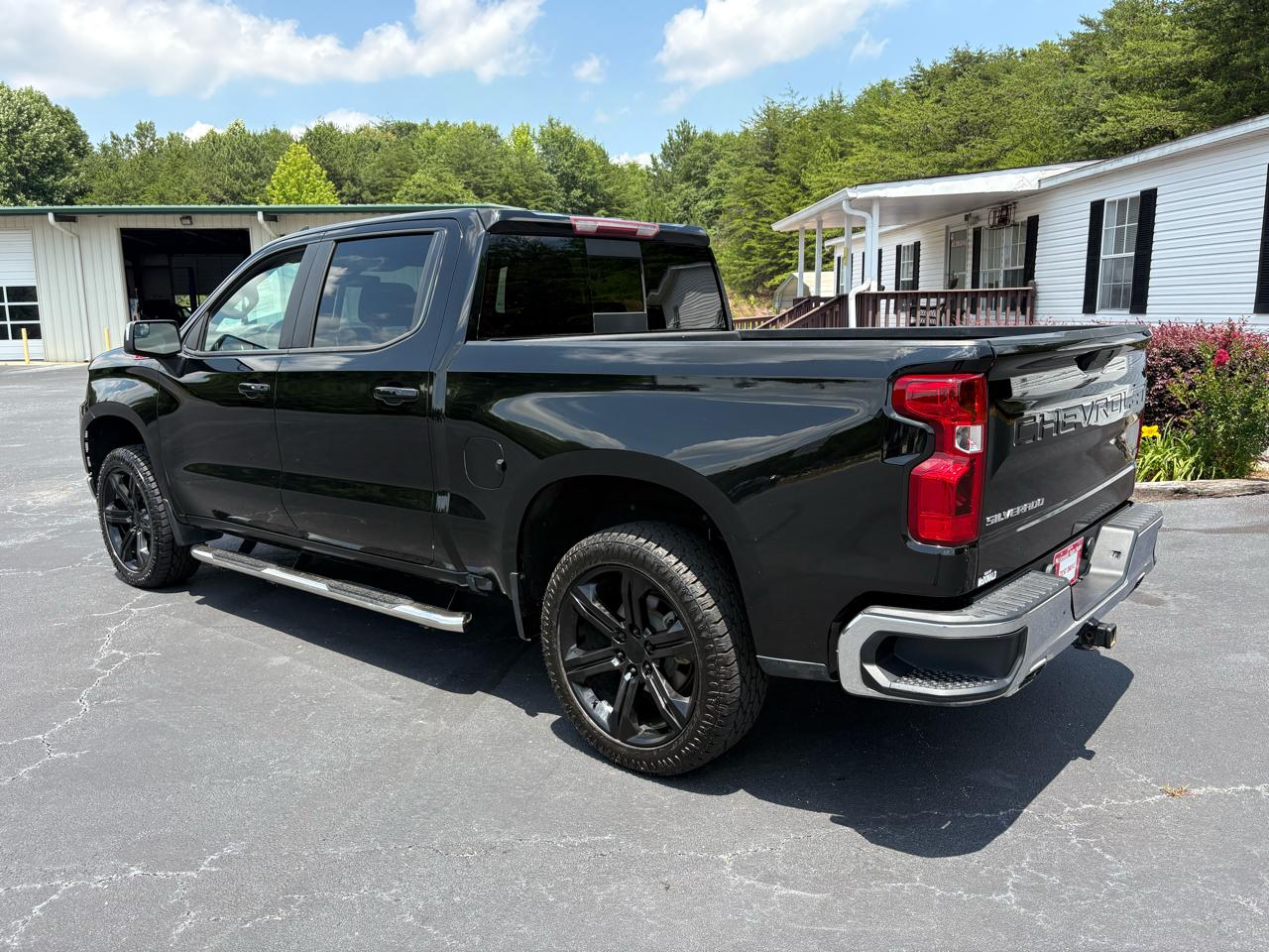 Chevrolet Silverado 1500 LT Crew Cab 4WD 2020