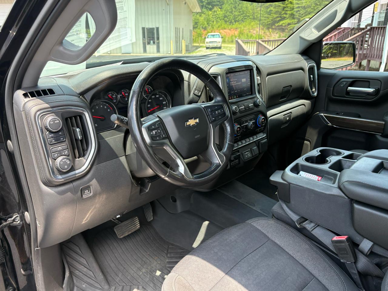 Chevrolet Silverado 1500 LT Crew Cab 4WD 2020