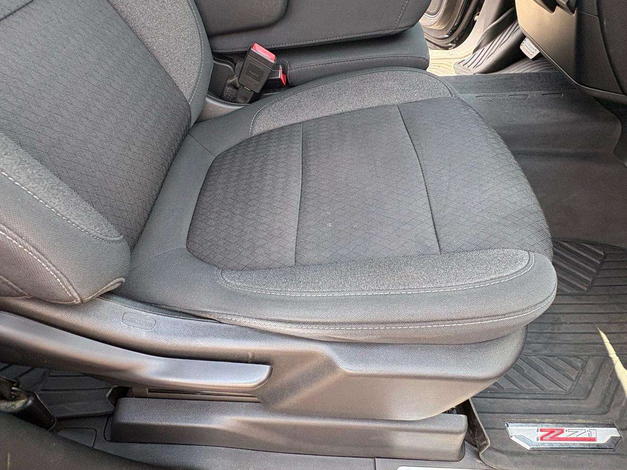 Chevrolet Silverado 1500 LT Crew Cab 4WD 2020