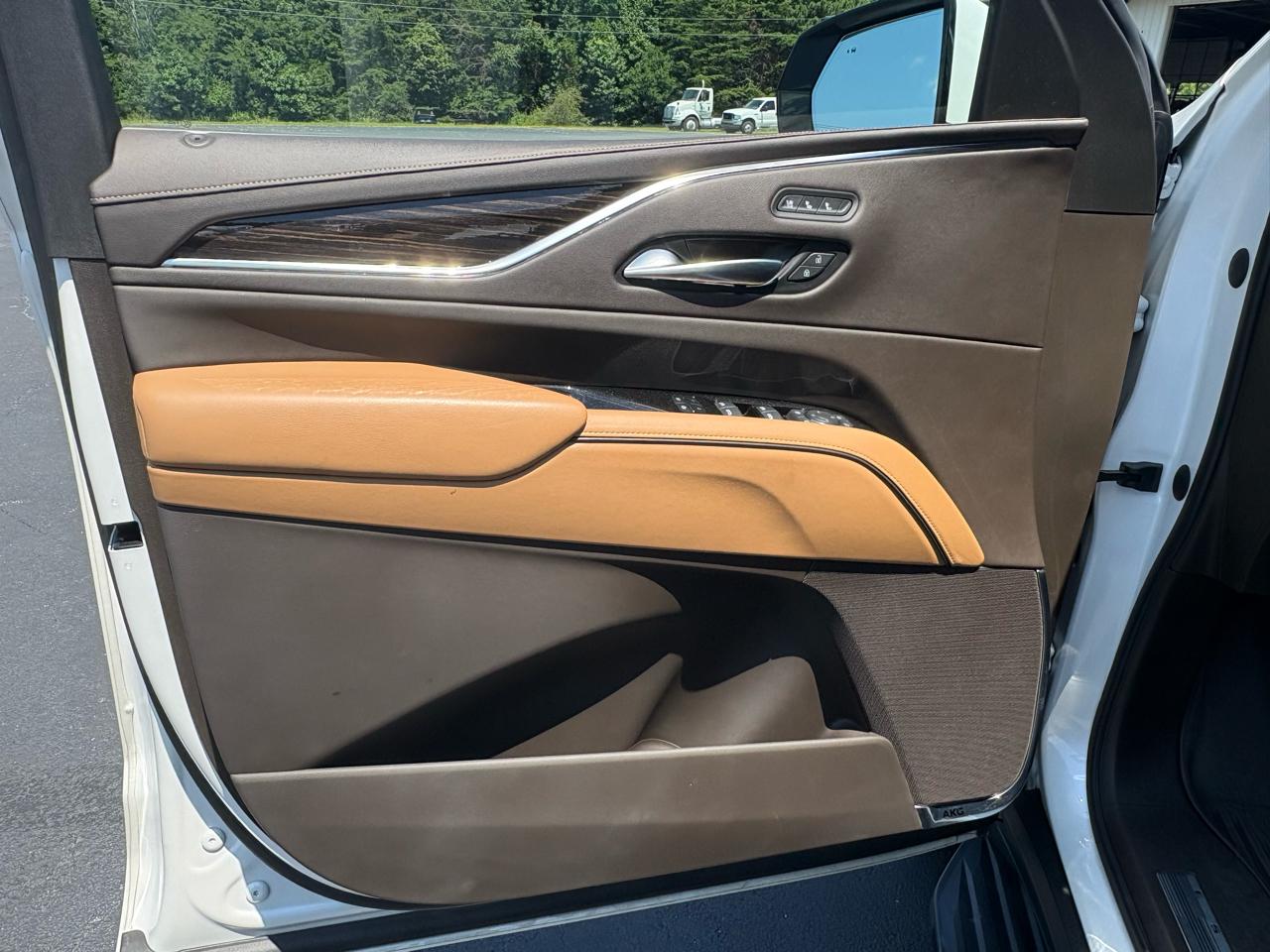 Cadillac Escalade Premium Luxury AWD 2021