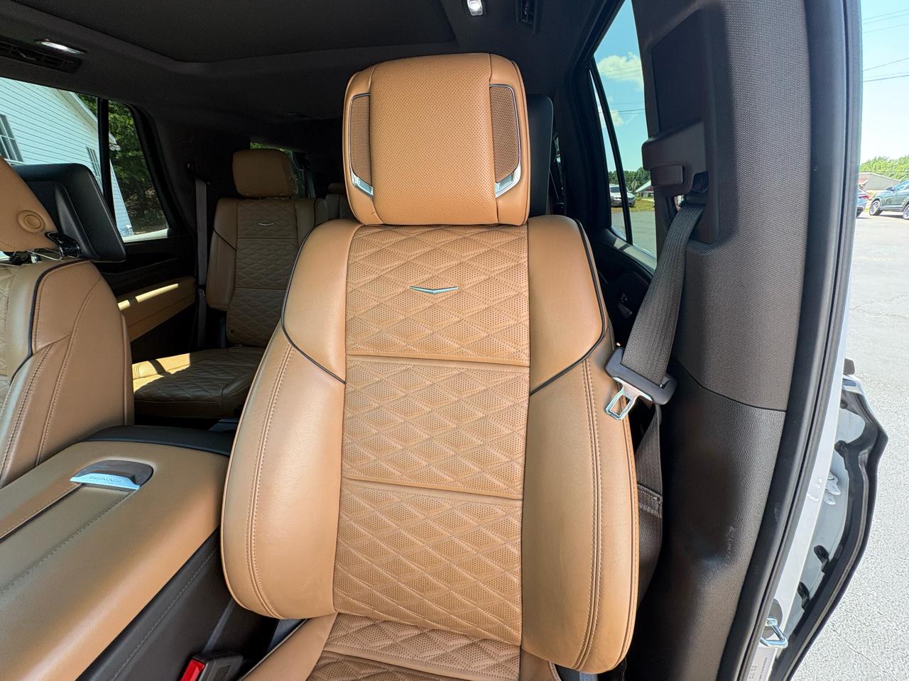 Cadillac Escalade Premium Luxury AWD 2021