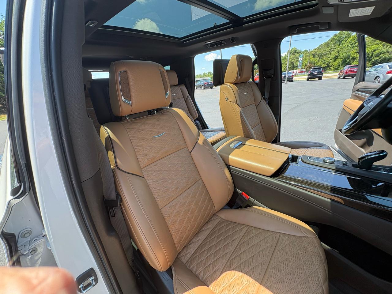 Cadillac Escalade Premium Luxury AWD 2021