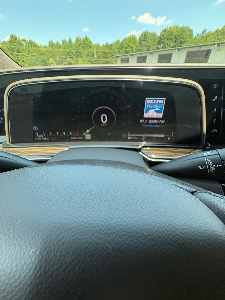 Cadillac Escalade Premium Luxury AWD 2021