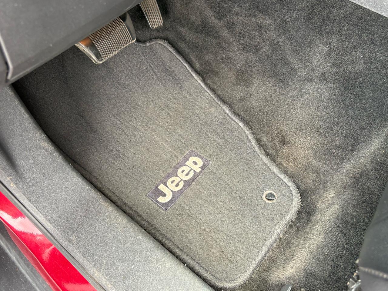 Jeep Liberty Sport 4WD 2012
