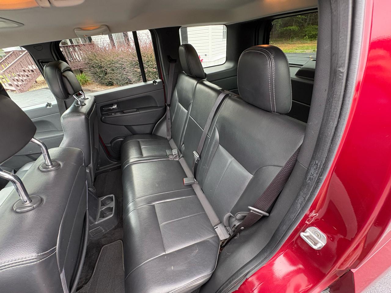 Jeep Liberty Sport 4WD 2012