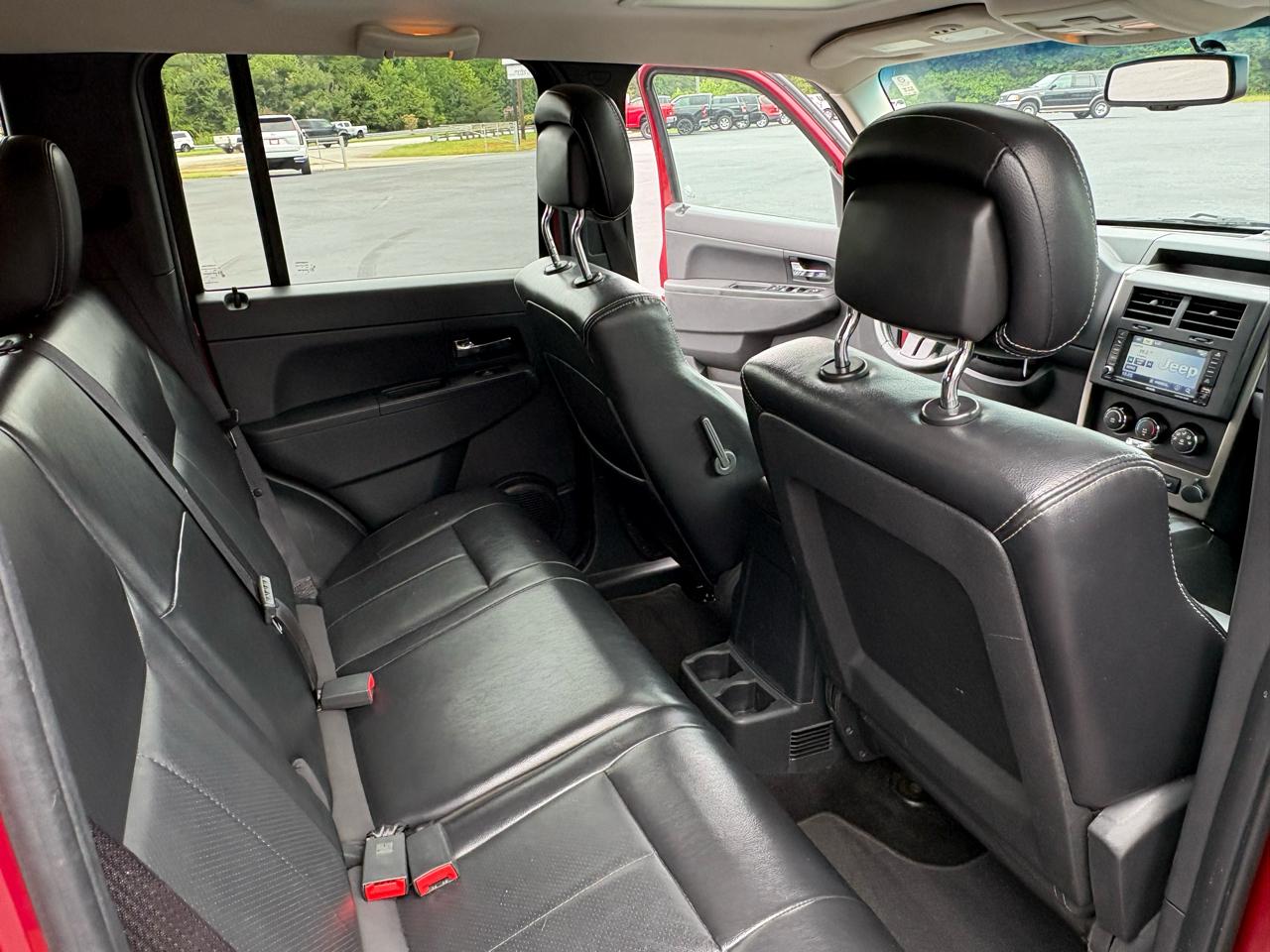 Jeep Liberty Sport 4WD 2012