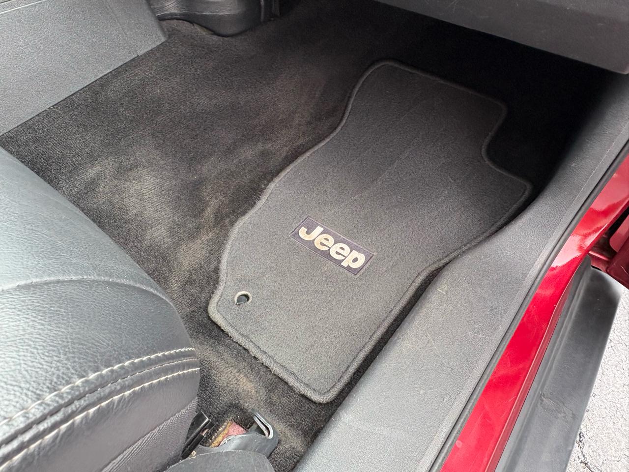 Jeep Liberty Sport 4WD 2012