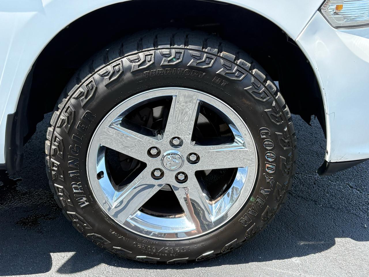 RAM 1500 Tradesman Quad Cab 4WD 2016