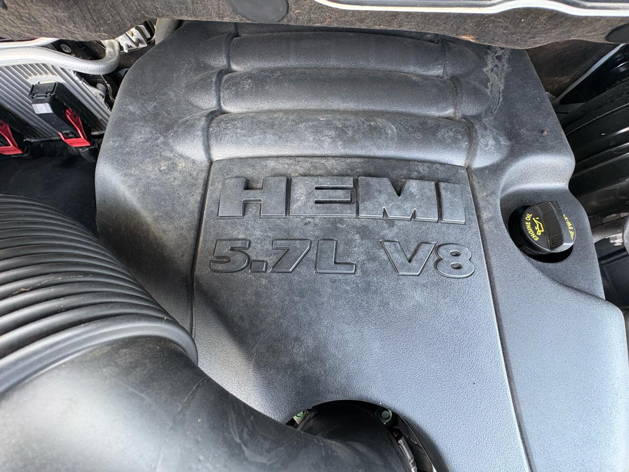 RAM 1500 Tradesman Quad Cab 4WD 2016