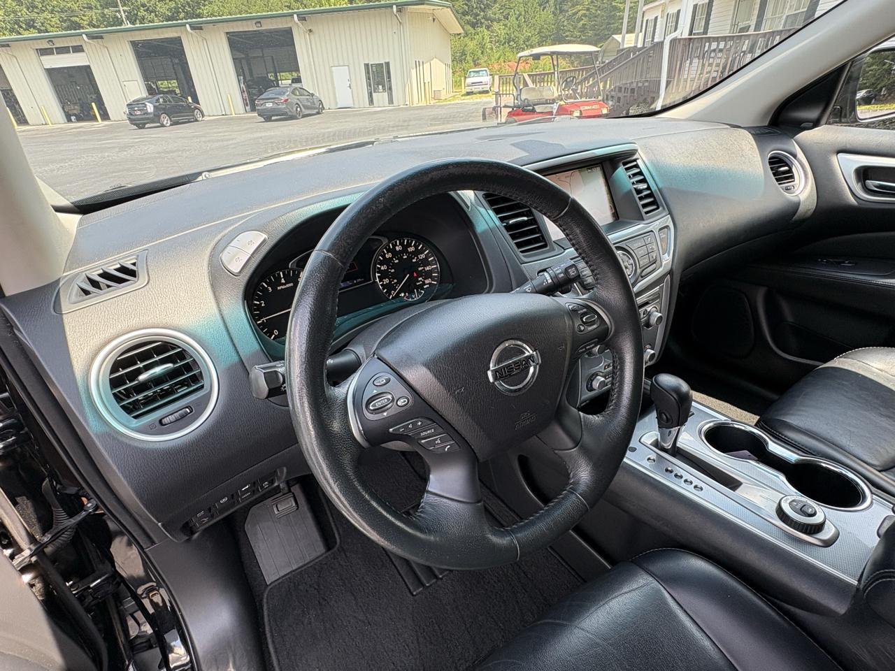 Nissan Pathfinder SL 4WD 2018