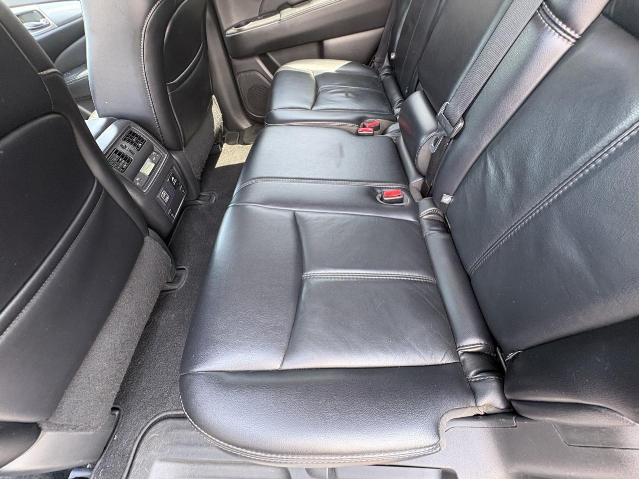 Nissan Pathfinder SL 4WD 2018