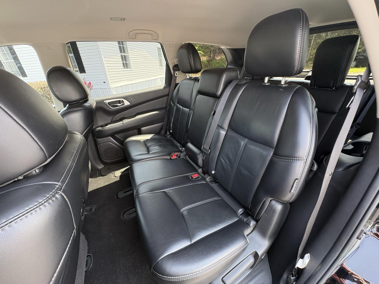 Nissan Pathfinder SL 4WD 2018