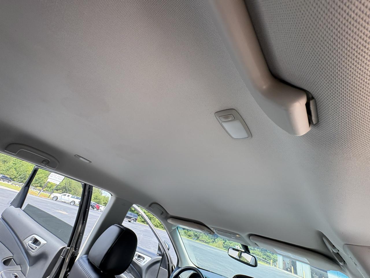 Nissan Pathfinder SL 4WD 2018