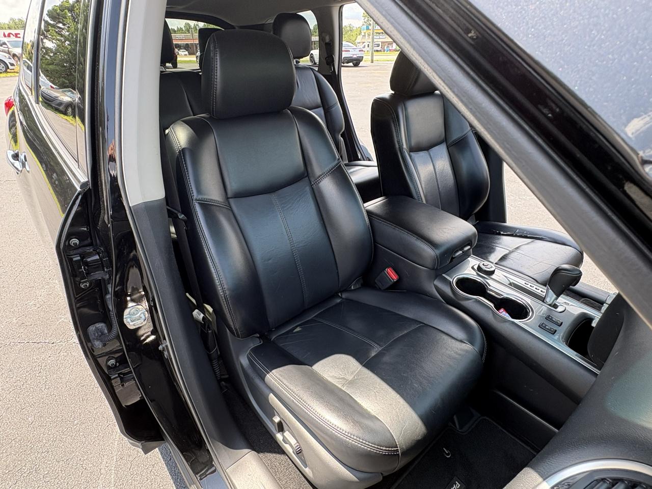 Nissan Pathfinder SL 4WD 2018
