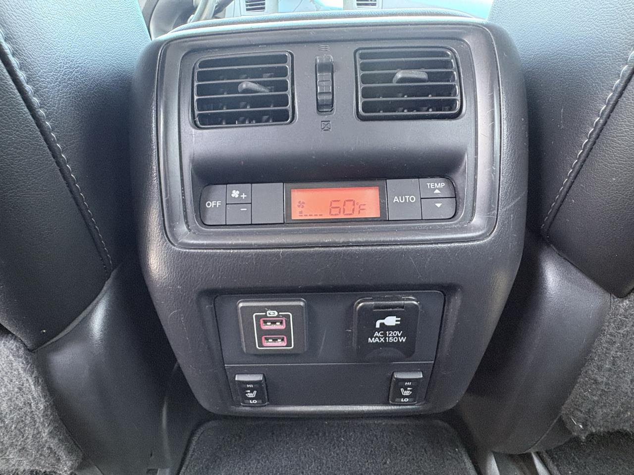 Nissan Pathfinder SL 4WD 2018