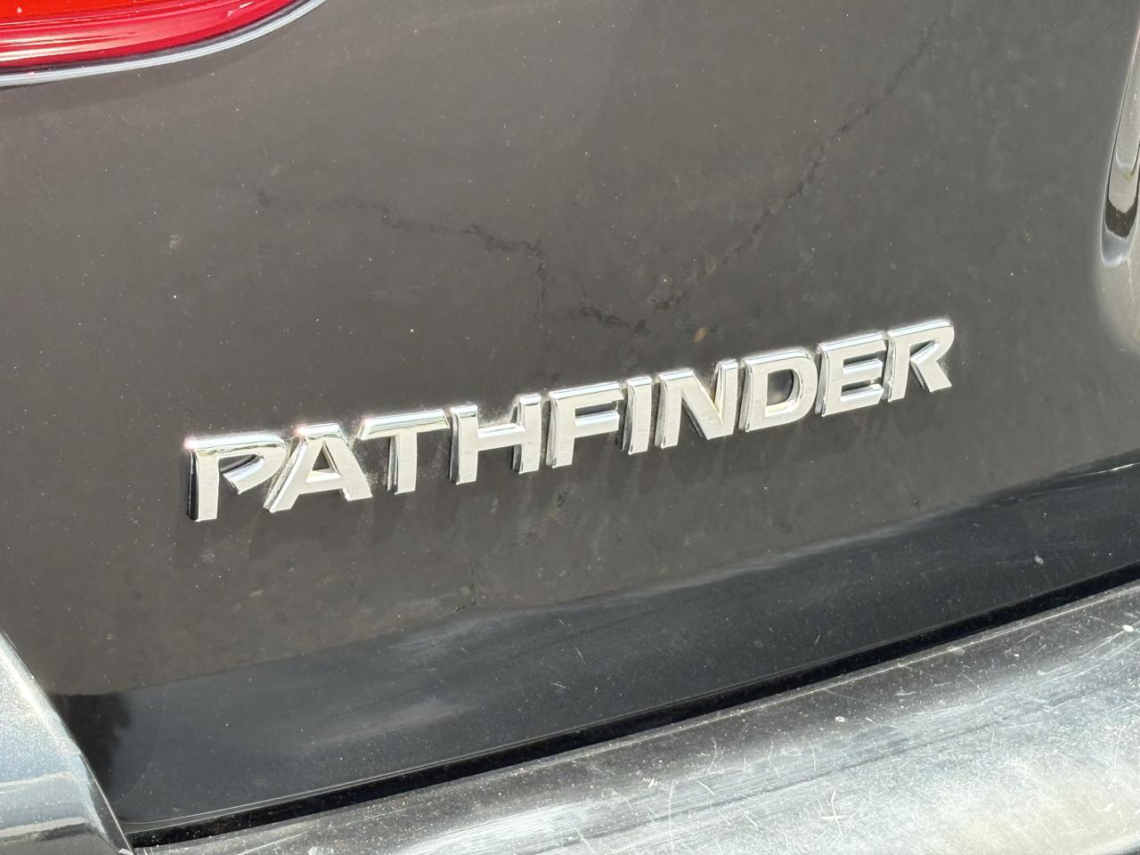 Nissan Pathfinder SL 4WD 2018