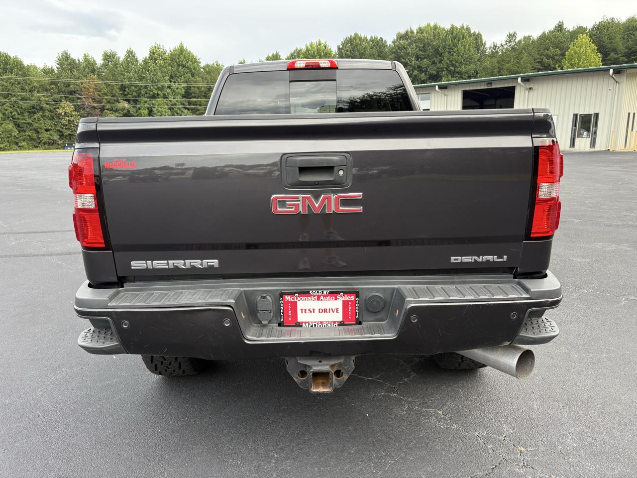 GMC Sierra 2500HD Denali Crew Cab 4WD 2016