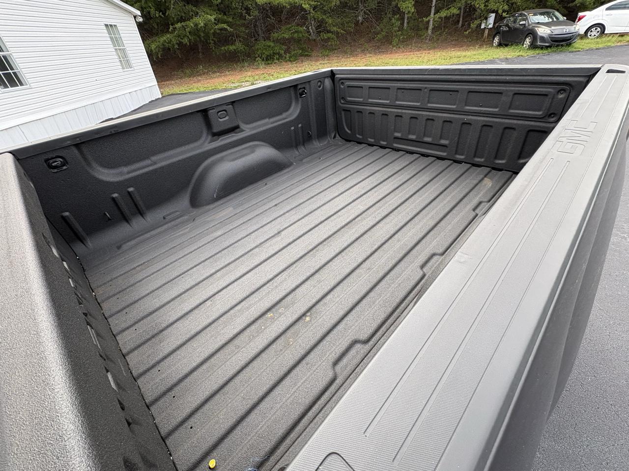 GMC Sierra 2500HD Denali Crew Cab 4WD 2016