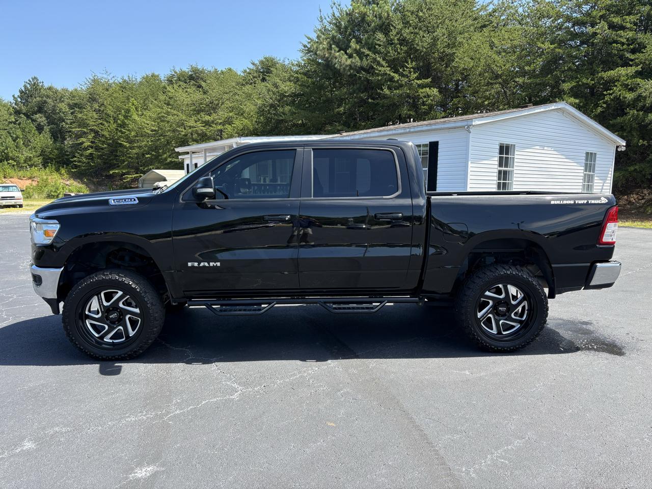 RAM 1500 Big Horn Crew Cab SWB 4WD 2021