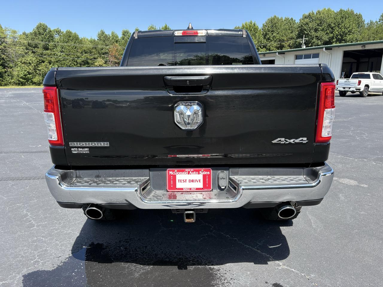 RAM 1500 Big Horn Crew Cab SWB 4WD 2021