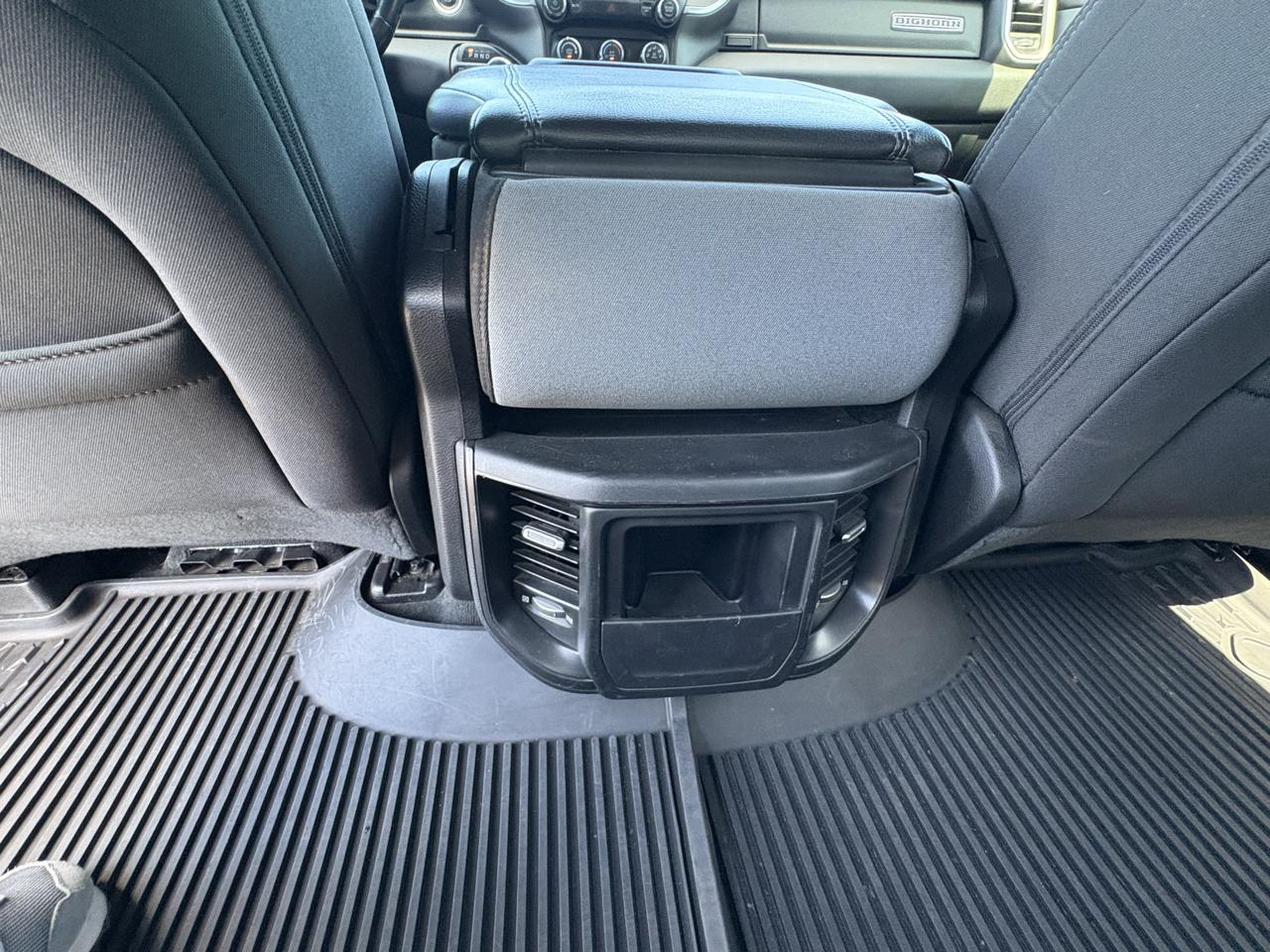 RAM 1500 Big Horn Crew Cab SWB 4WD 2021