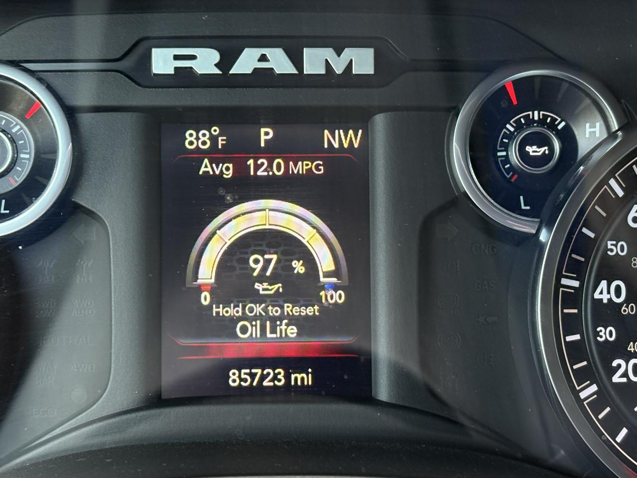 RAM 1500 Big Horn Crew Cab SWB 4WD 2021