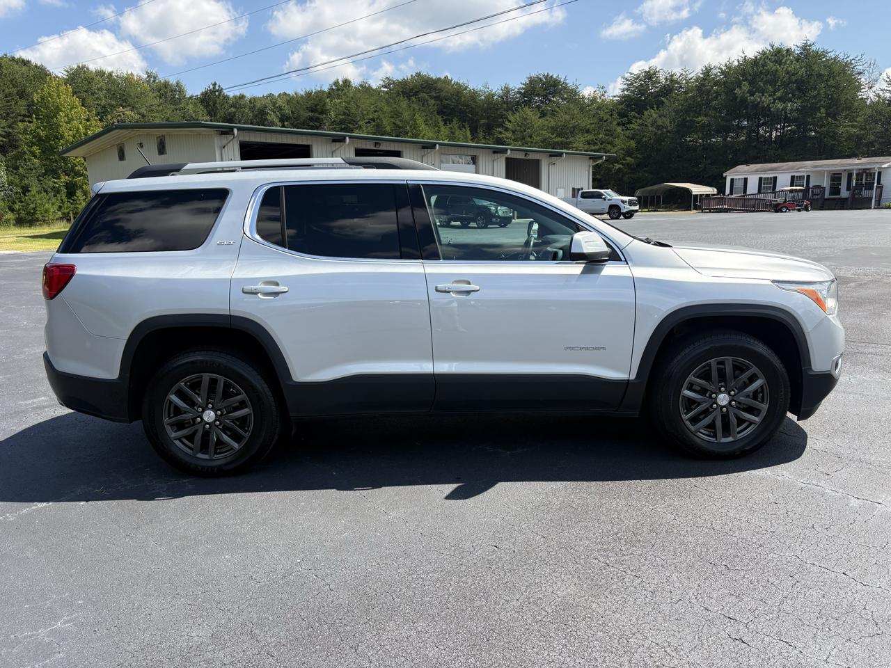 GMC Acadia SLT-1 FWD 2019
