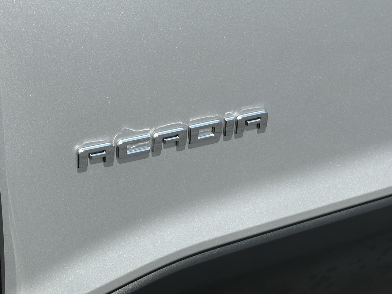 GMC Acadia SLT-1 FWD 2019