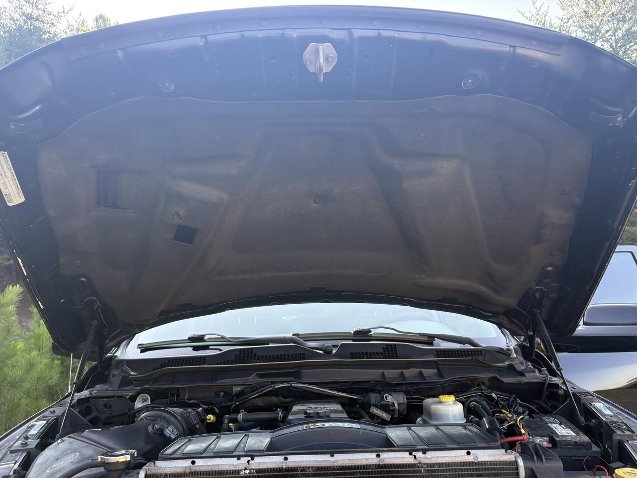 RAM 2500 ST Crew Cab SWB 4WD 2012