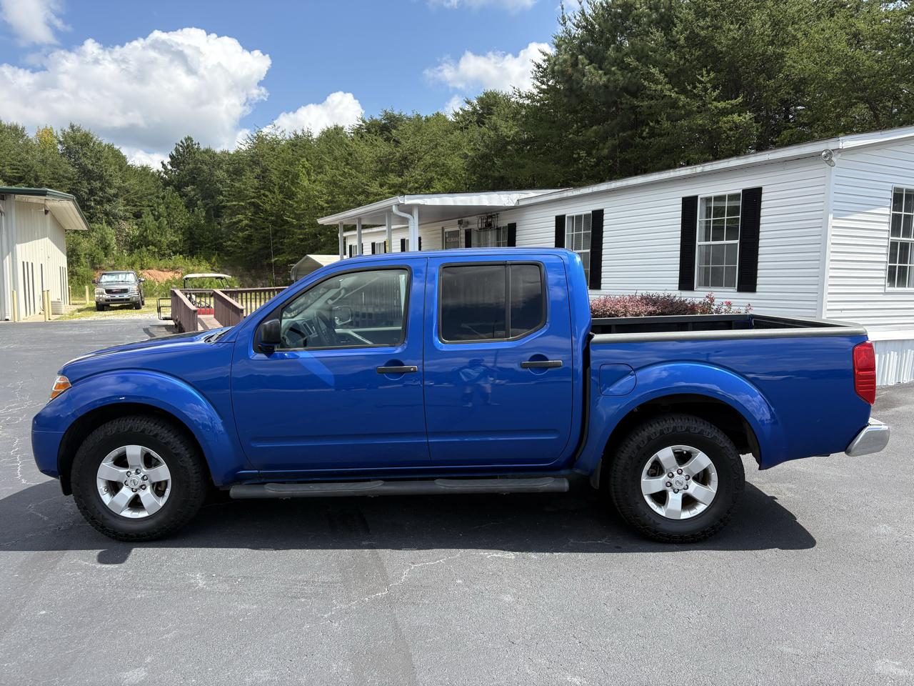 Nissan Frontier  2013