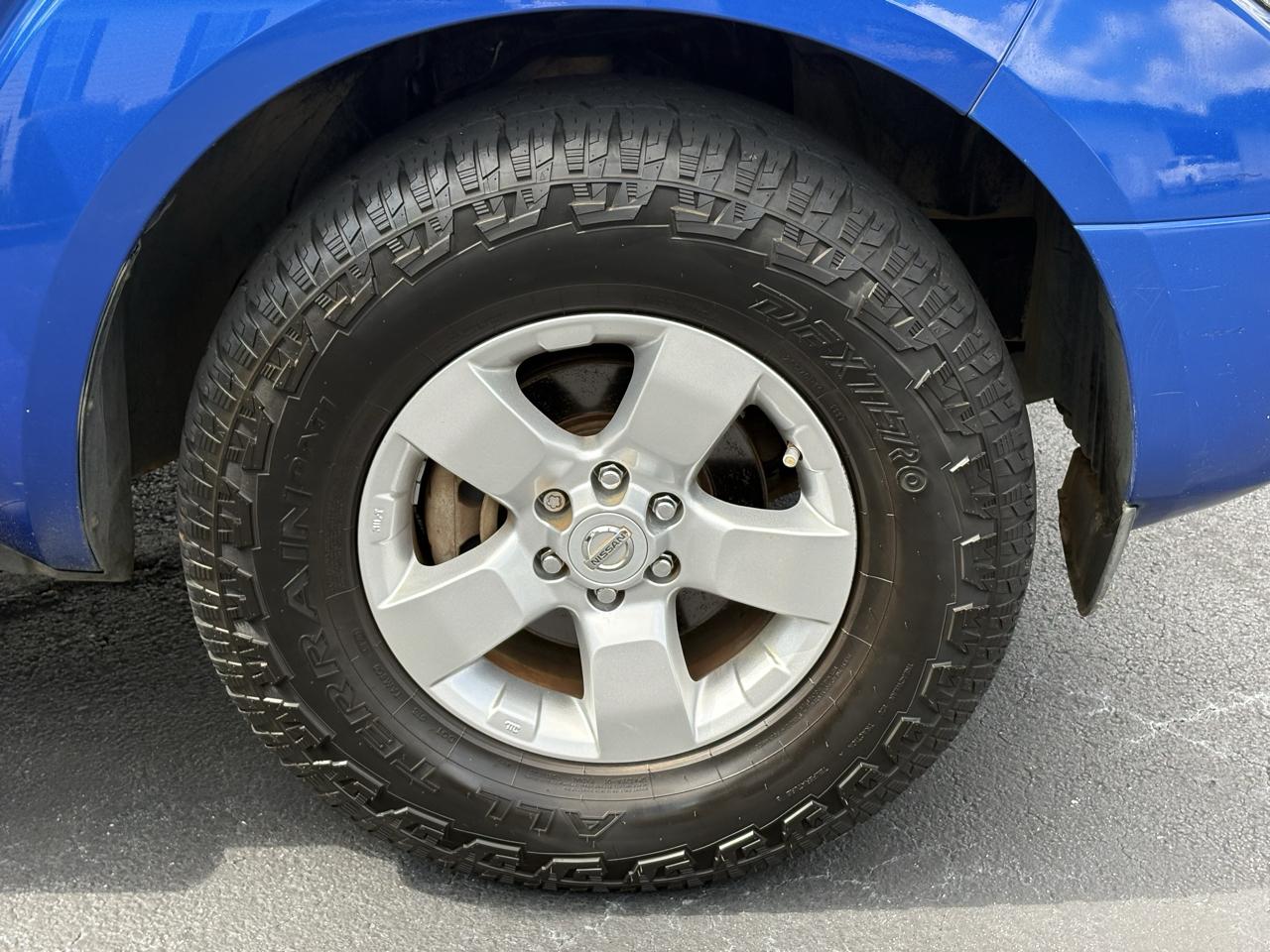 Nissan Frontier  2013