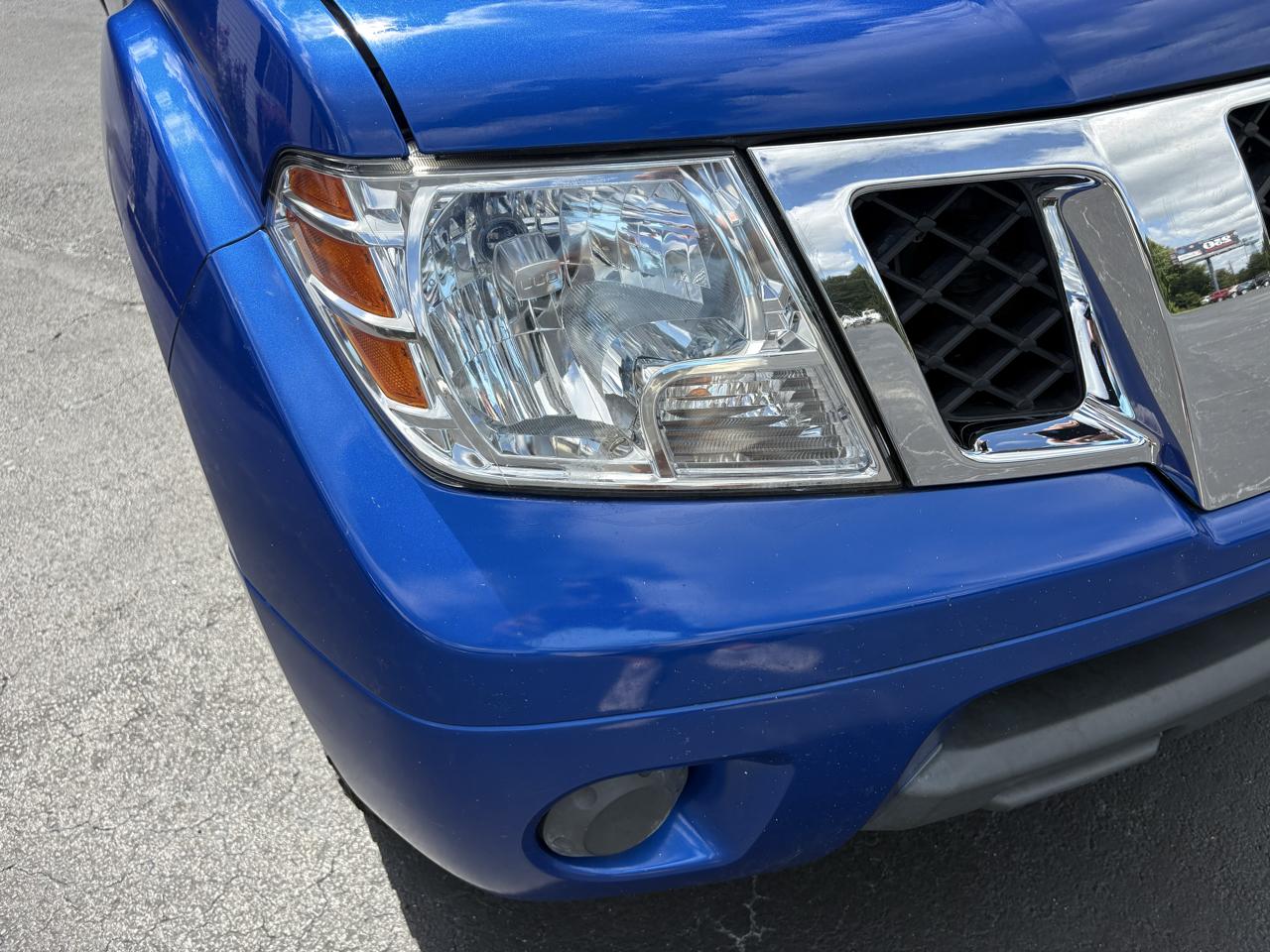 Nissan Frontier  2013