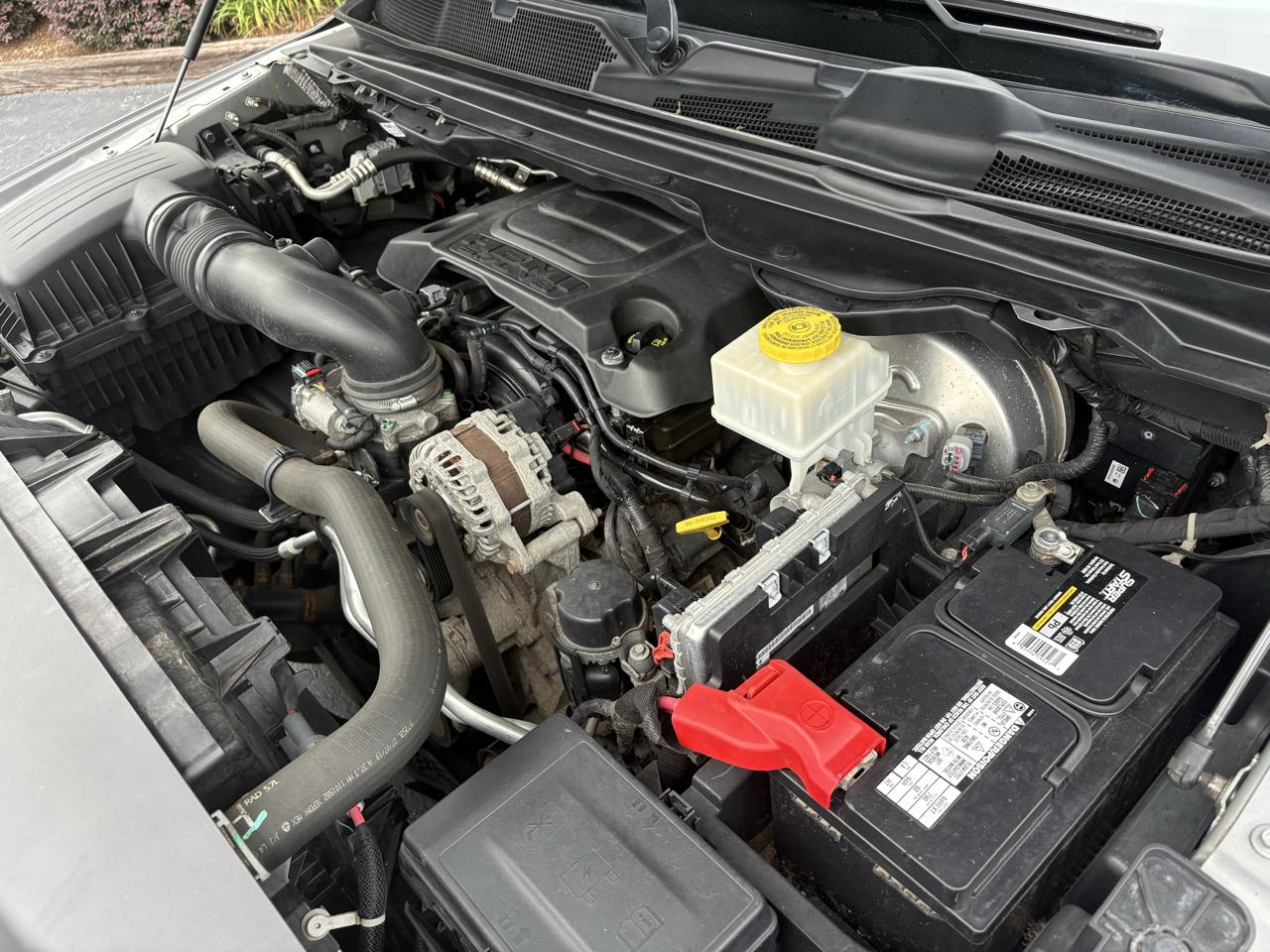 RAM 1500 Big Horn Crew Cab SWB 4WD 2020