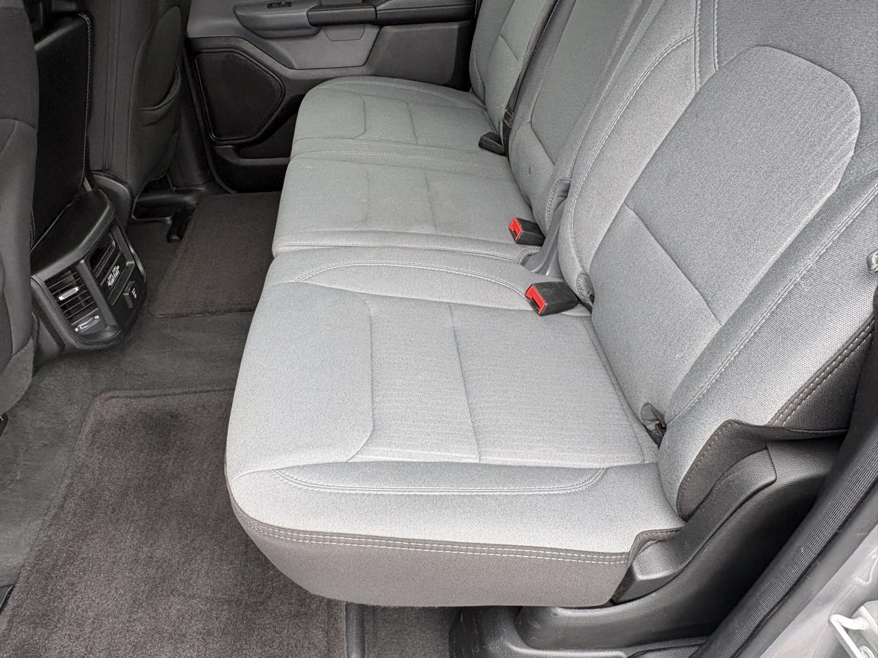 RAM 1500 Big Horn Crew Cab SWB 4WD 2020