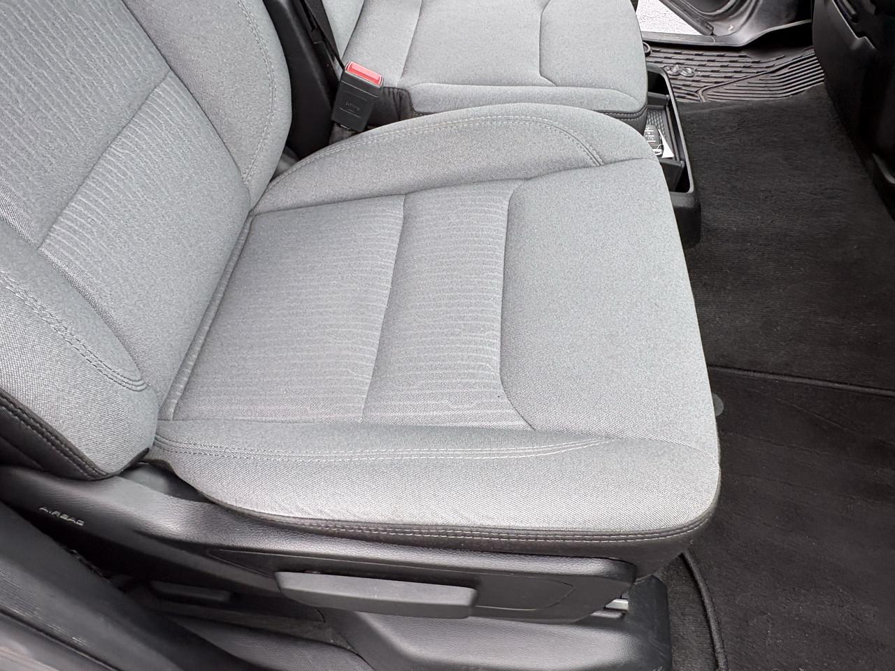 RAM 1500 Big Horn Crew Cab SWB 4WD 2020