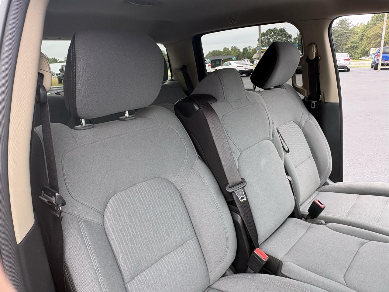 RAM 1500 Big Horn Crew Cab SWB 4WD 2020