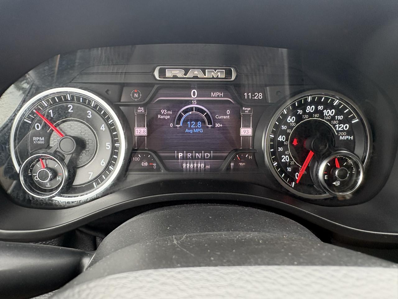 RAM 1500 Big Horn Crew Cab SWB 4WD 2020