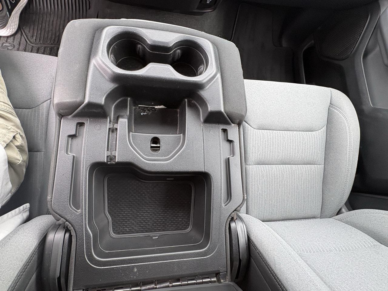 RAM 1500 Big Horn Crew Cab SWB 4WD 2020