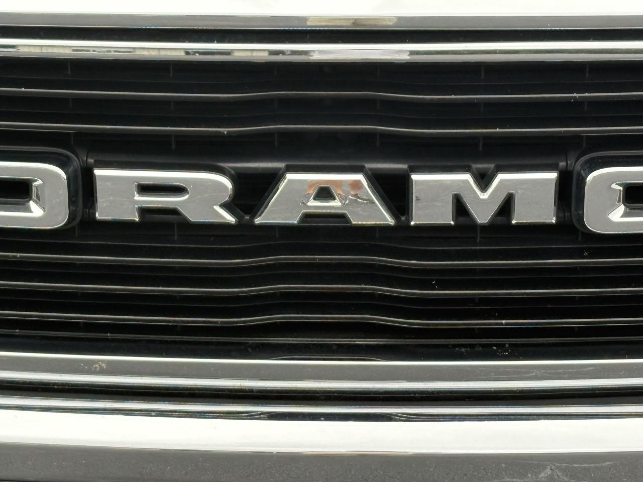 RAM 1500 Big Horn Crew Cab SWB 4WD 2020