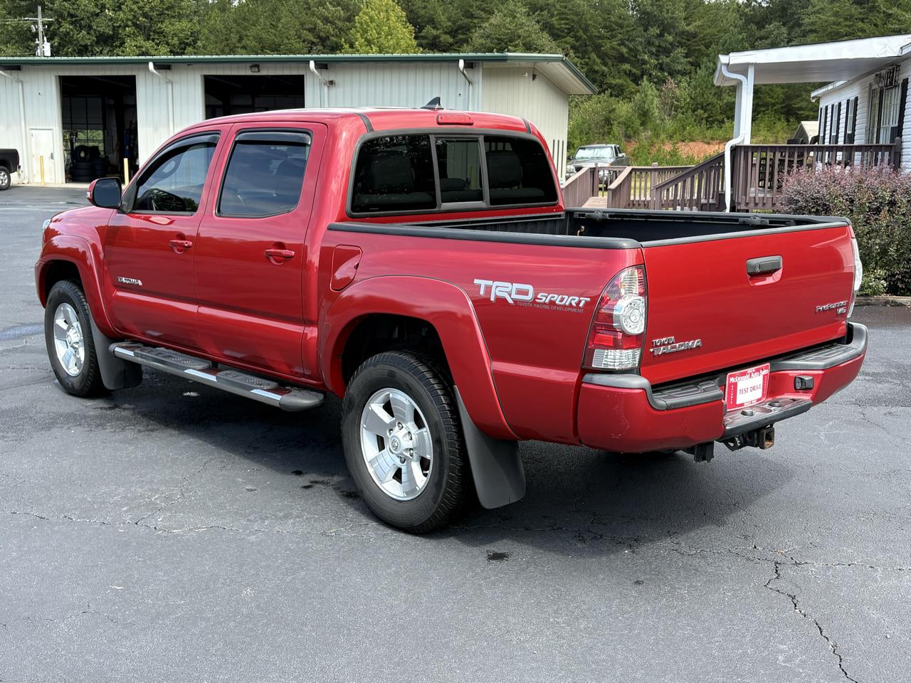 Toyota Tacoma PreRunner Double Cab V6 5AT 2WD 2015