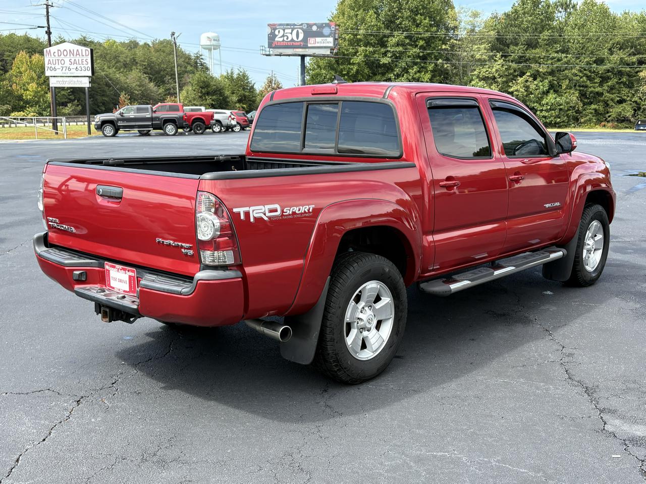 Toyota Tacoma PreRunner Double Cab V6 5AT 2WD 2015