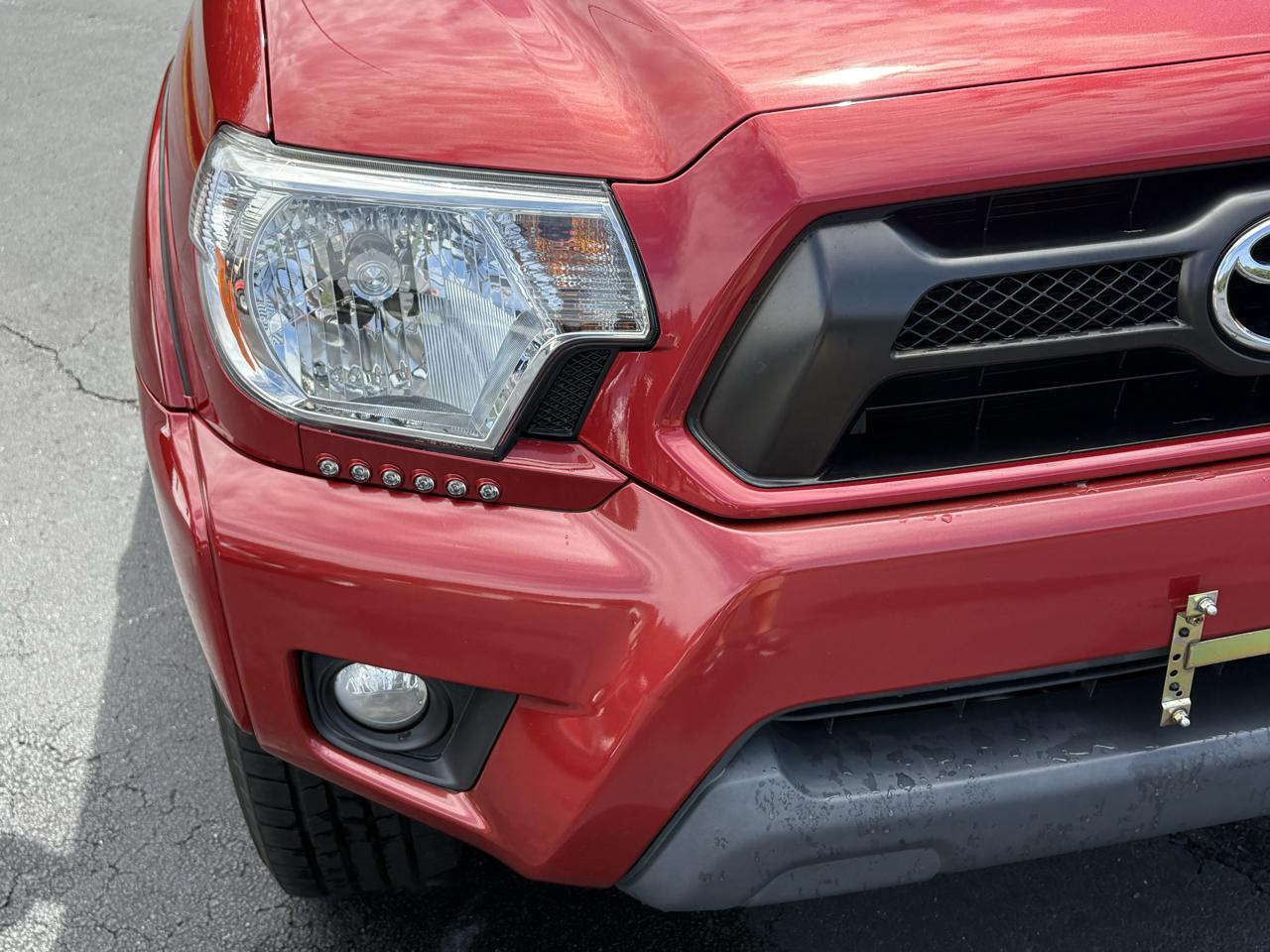 Toyota Tacoma PreRunner Double Cab V6 5AT 2WD 2015