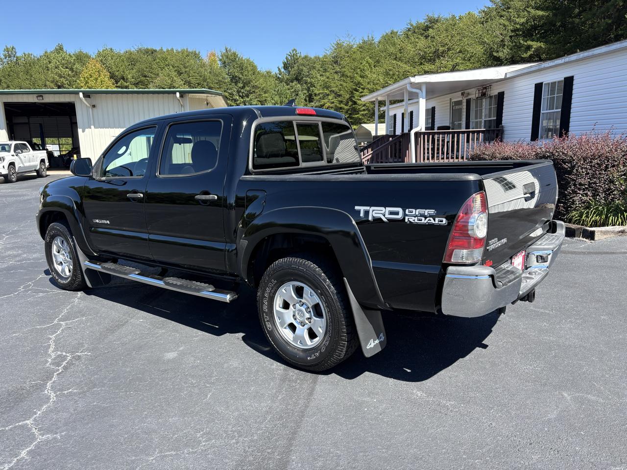 Toyota Tacoma Double Cab V6 6MT 4WD 2015