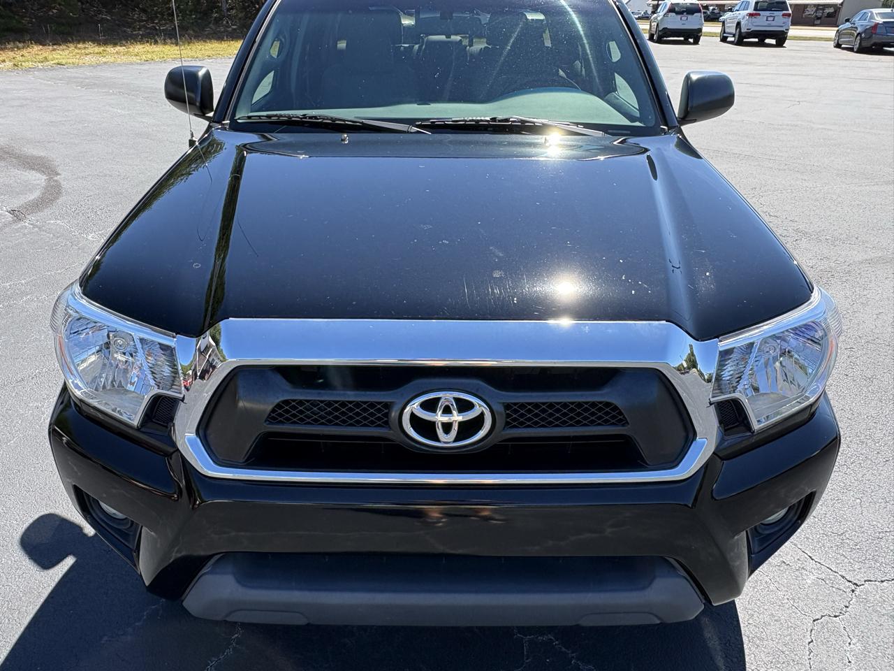 Toyota Tacoma Double Cab V6 6MT 4WD 2015